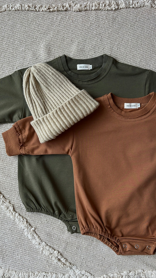 NOVI - sweater army green